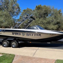 Malibu Wakesetter 23 LSV