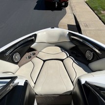 Malibu Wakesetter 23 LSV