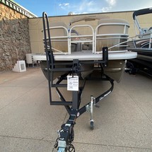 Sun Tracker SportFish 22 XP3