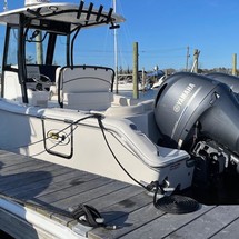 Sea Ray hunt ultra 211
