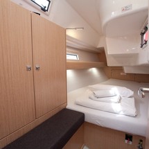 Bavaria CRUISER 34
