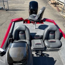 Tracker Pro Team 175 TXW
