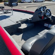 Tracker Pro Team 175 TXW