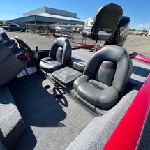 Tracker Pro Team 175 TXW