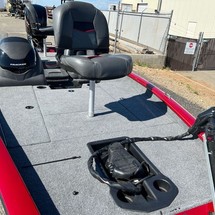 Tracker Pro Team 175 TXW