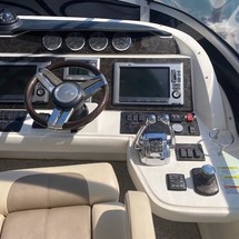 Sea Ray 450 Sedan Bridge