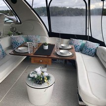 Sea Ray 410 Sundancer