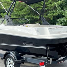 Bayliner VR4 BOWRIDER