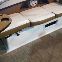 Four Winns Vista 255