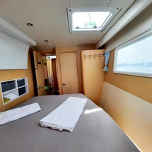 Lagoon 400