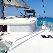 Lagoon 400