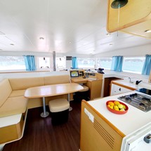 Lagoon 400