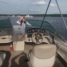 Sea ray 260 bow rider select