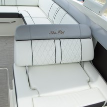 Sea ray 260 bow rider select