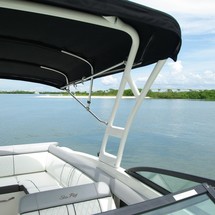 Sea ray 260 bow rider select