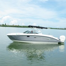 Sea ray 260 bow rider select