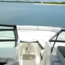 Sea ray 260 bow rider select