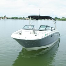 Sea ray 260 bow rider select