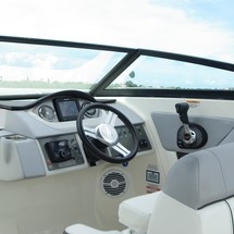 Sea ray 260 bow rider select