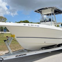 Cobia 217 center console
