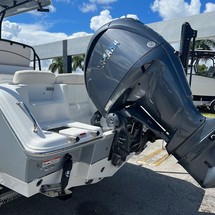 Sea Ray hunt ultra 211