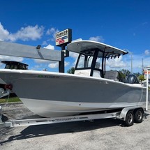 Sea Ray hunt ultra 211