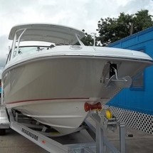 Boston Whaler 230 Vantage