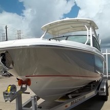 Boston Whaler 230 Vantage