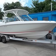 Boston Whaler 230 Vantage