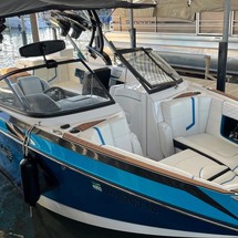 Super Air Nautique G23