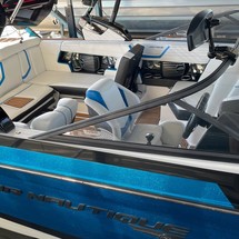 Super Air Nautique G23