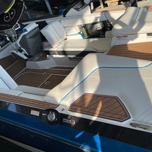Super Air Nautique G23