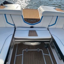 Super Air Nautique G23