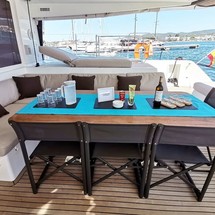 Lagoon 560