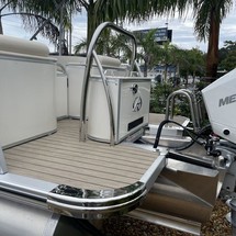 Avalon catalina 25 rf