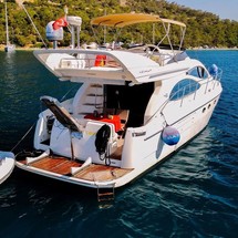 Azimut 46