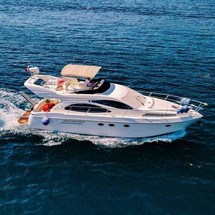 Azimut 46