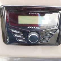 Sun Tracker Party Barge 22 DLX