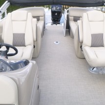 Sun Tracker Party Barge 22 DLX