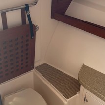 Grady-White Freedom 335