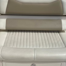 Grady-White Freedom 335