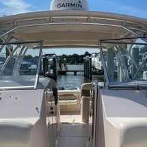 Grady-White Freedom 335