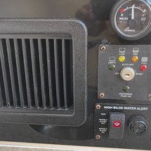 Grady-White Freedom 335