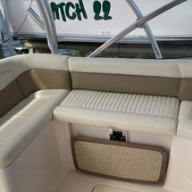 Grady-White Freedom 335