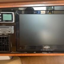 Grady-White Freedom 335