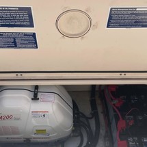 Grady-White Freedom 335