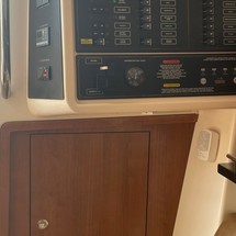 Grady-White Freedom 335
