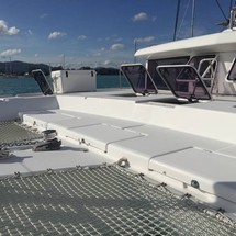 Lagoon 421