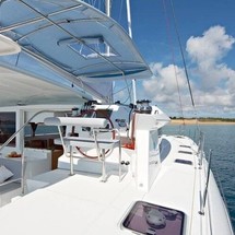 Lagoon 421
