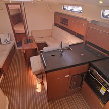 Hanse 385